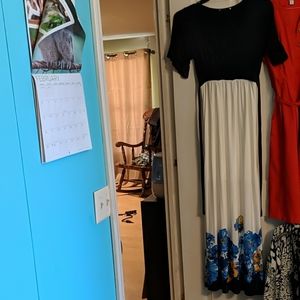 Beautiful long maxi never wore closet clean out